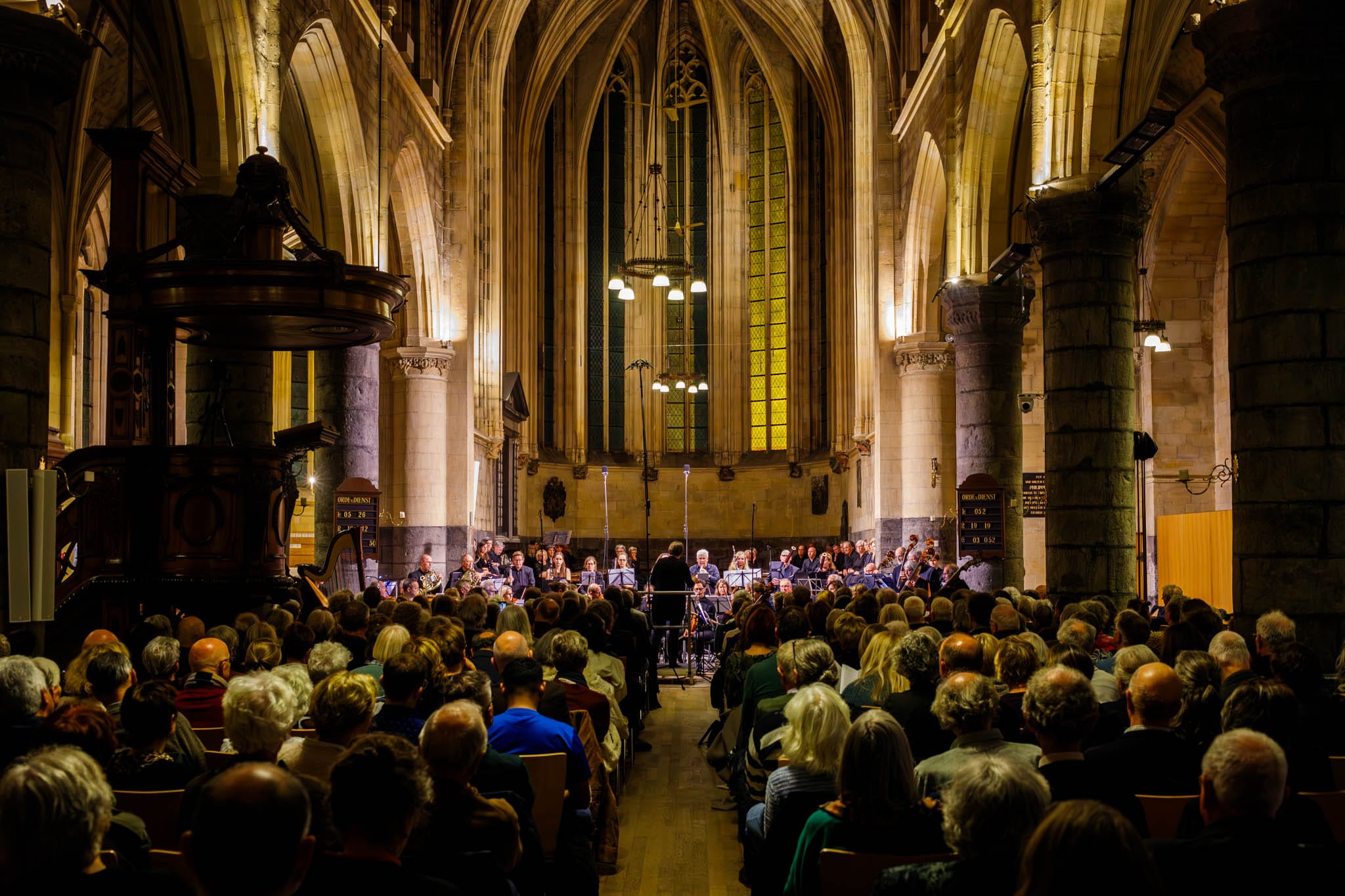 Allerzielenconcert Symfonieorkest ArkA met Vocal Groep Odeon